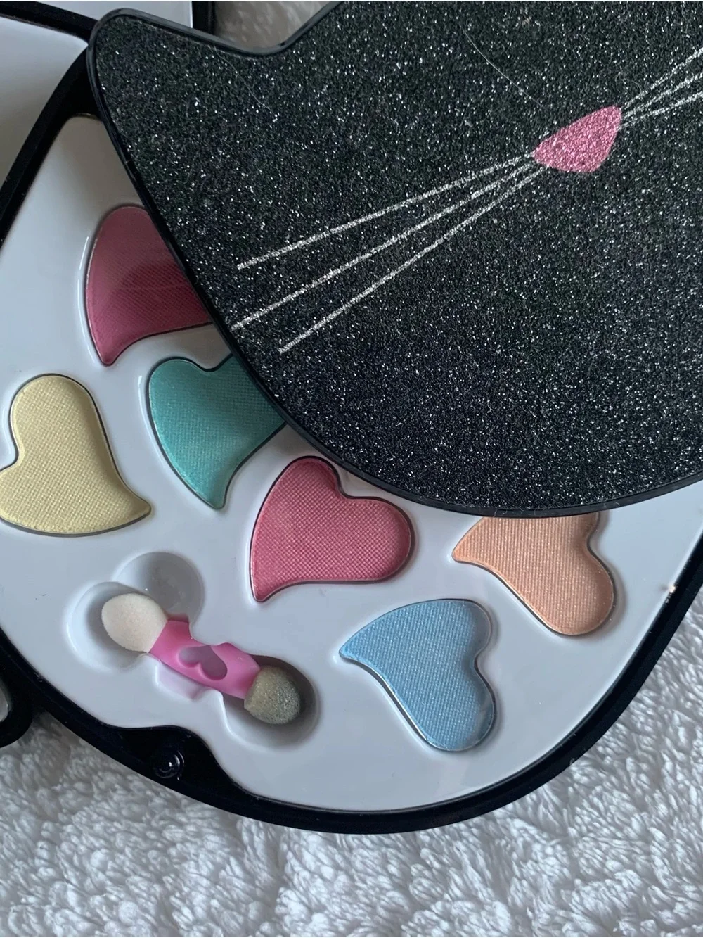 Claire’s Black Glitter Cat 3-Tier Multi-Layer Kids Makeup Palette